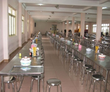 Ở đâu sở hữu dịch vụ thầu canteen tại Đồng Nai giá rẻ