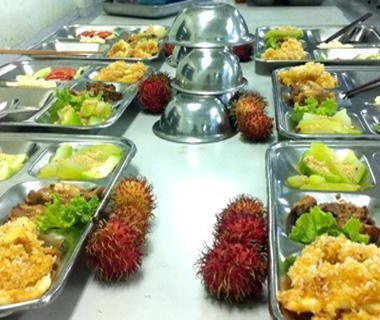 Ưu nhược điểm của suất ăn công nghiệp